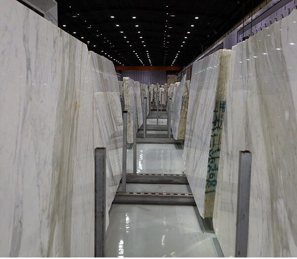 Calacatta slabs & flooring tiles